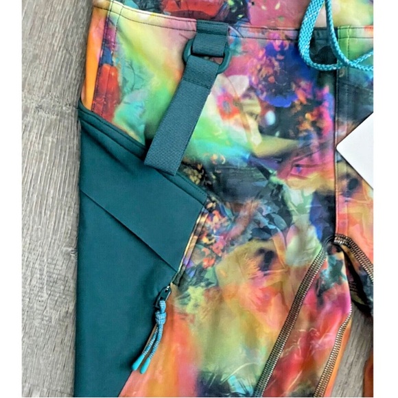 NWOT Lululemon Cargo Super High-Rise Hiking Tight 25" Size 6 Sunbeam Floral - Picture 12 of 16